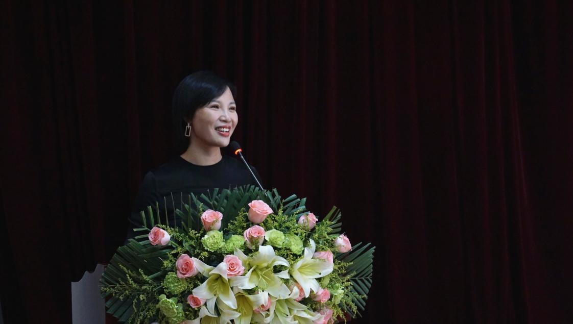  沙尔克04降级后启动重建计划  